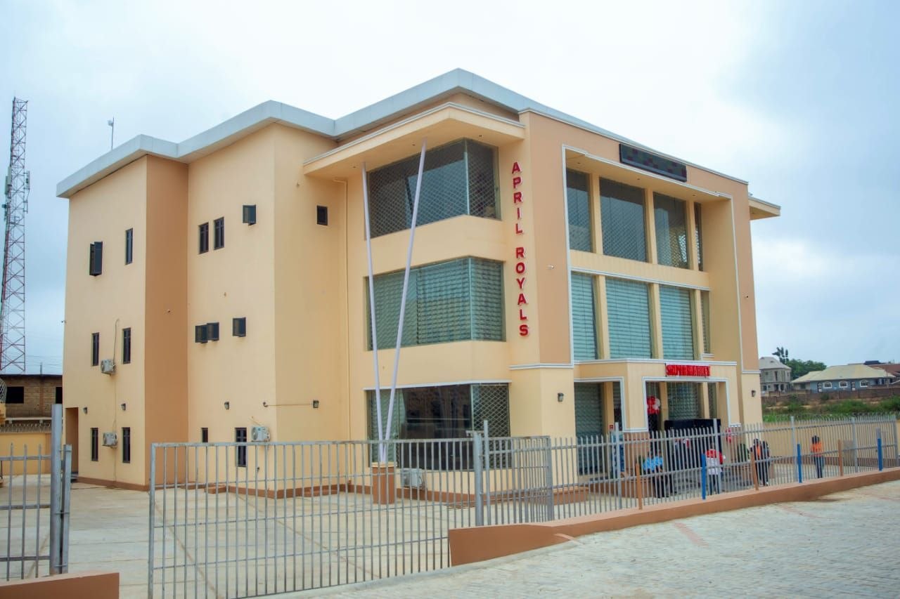  Recent Commercial Real Estate Transactions